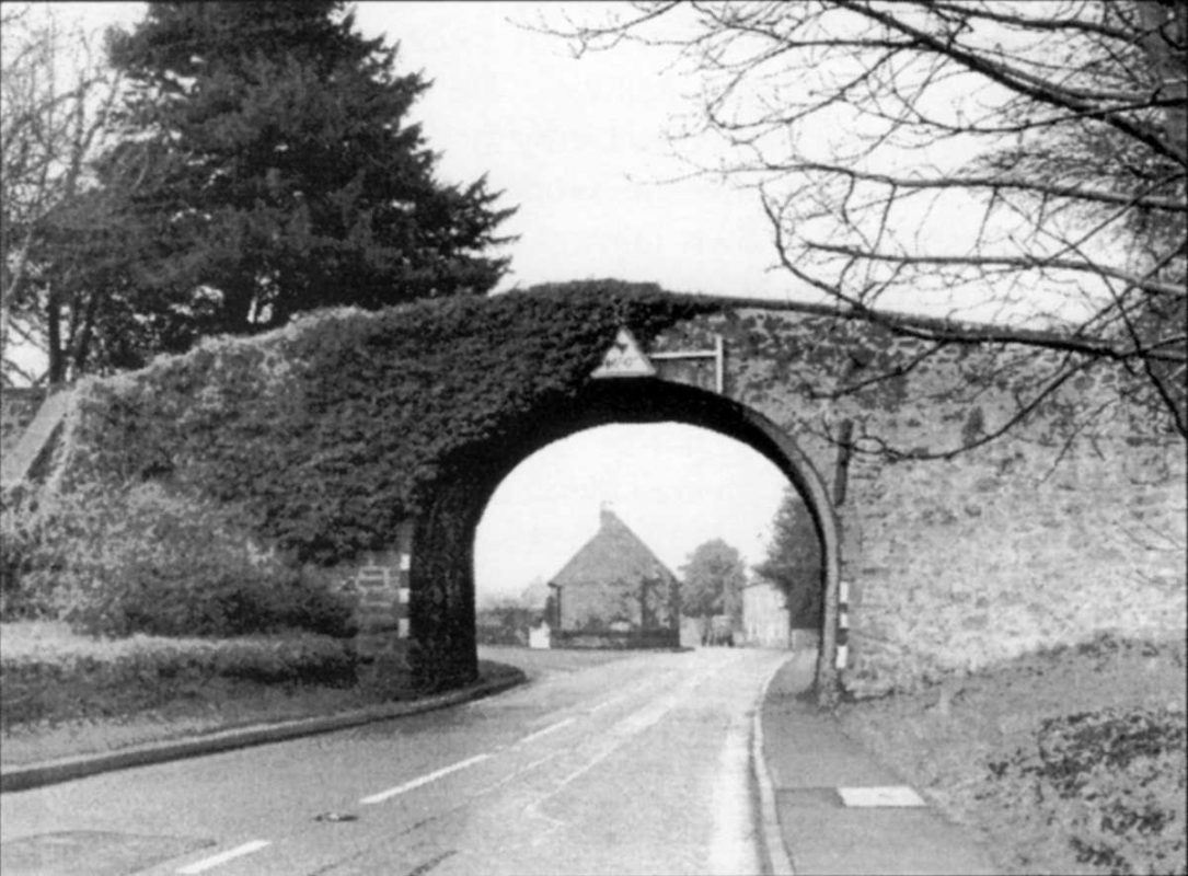 Ticknall tramway bridge over the A514
